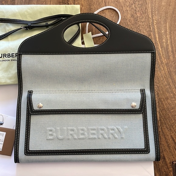 BURBERRY NWT NIB Small Pocket Clutch light blue and black $1300 - Picture 4 of 16